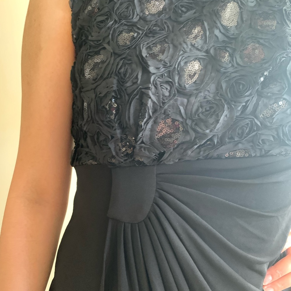 Black floor length gown with sequins - Picture 3 of 3